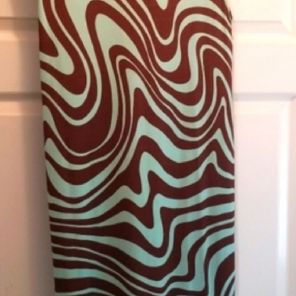 π₯³HPπ₯³Valentino Green & Brown 100% Silk Chevron Dress - Picture 14 of 15